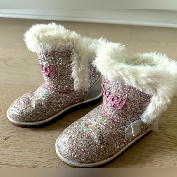 Juicy Couture Lil Windsor faux fur/glitter boots size 11 - Picture 1 of 7